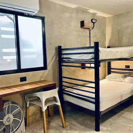 Moloch Hostel & Suites-3